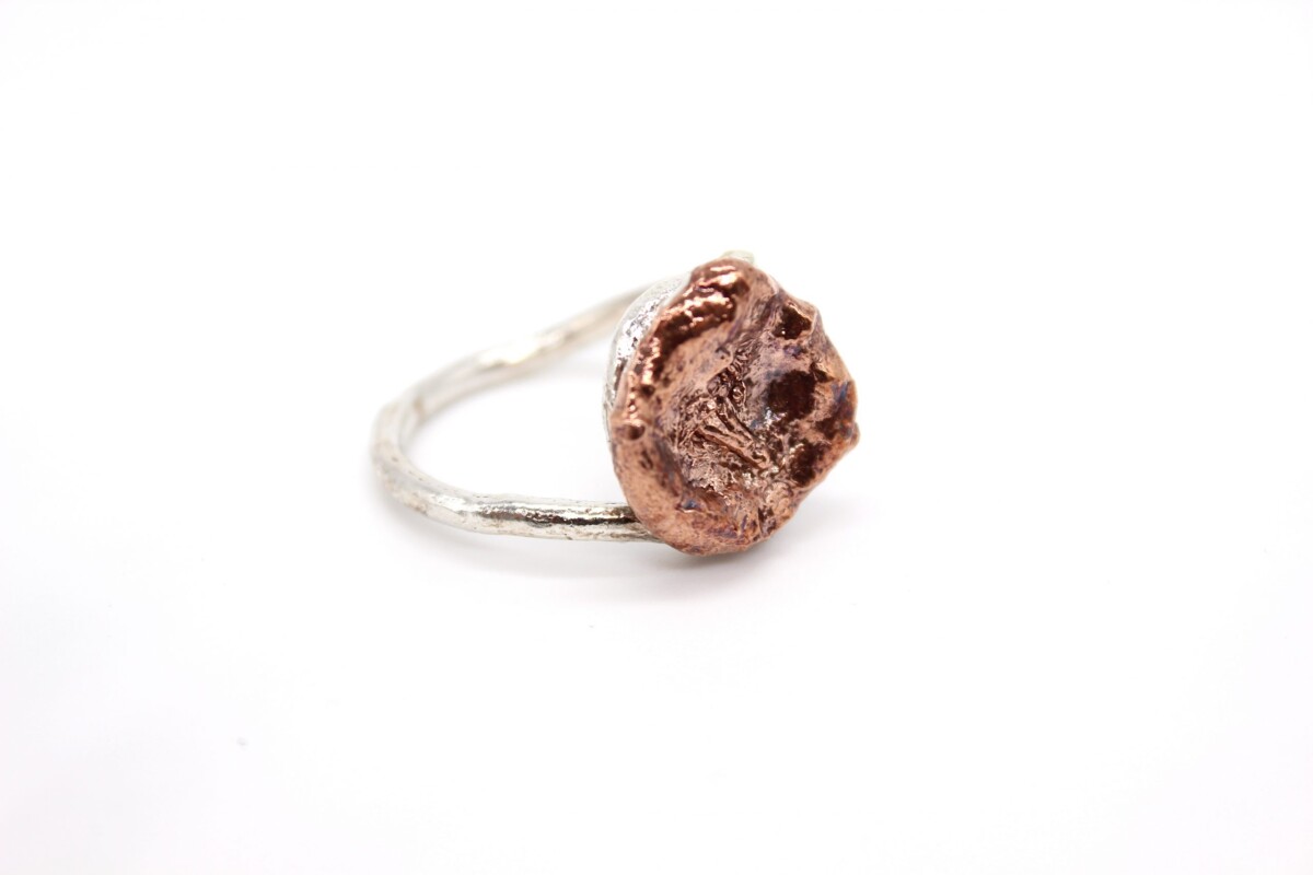 8862_steso_dx_Anello-Le-Rugiade-argento-fiore-rame-scaled