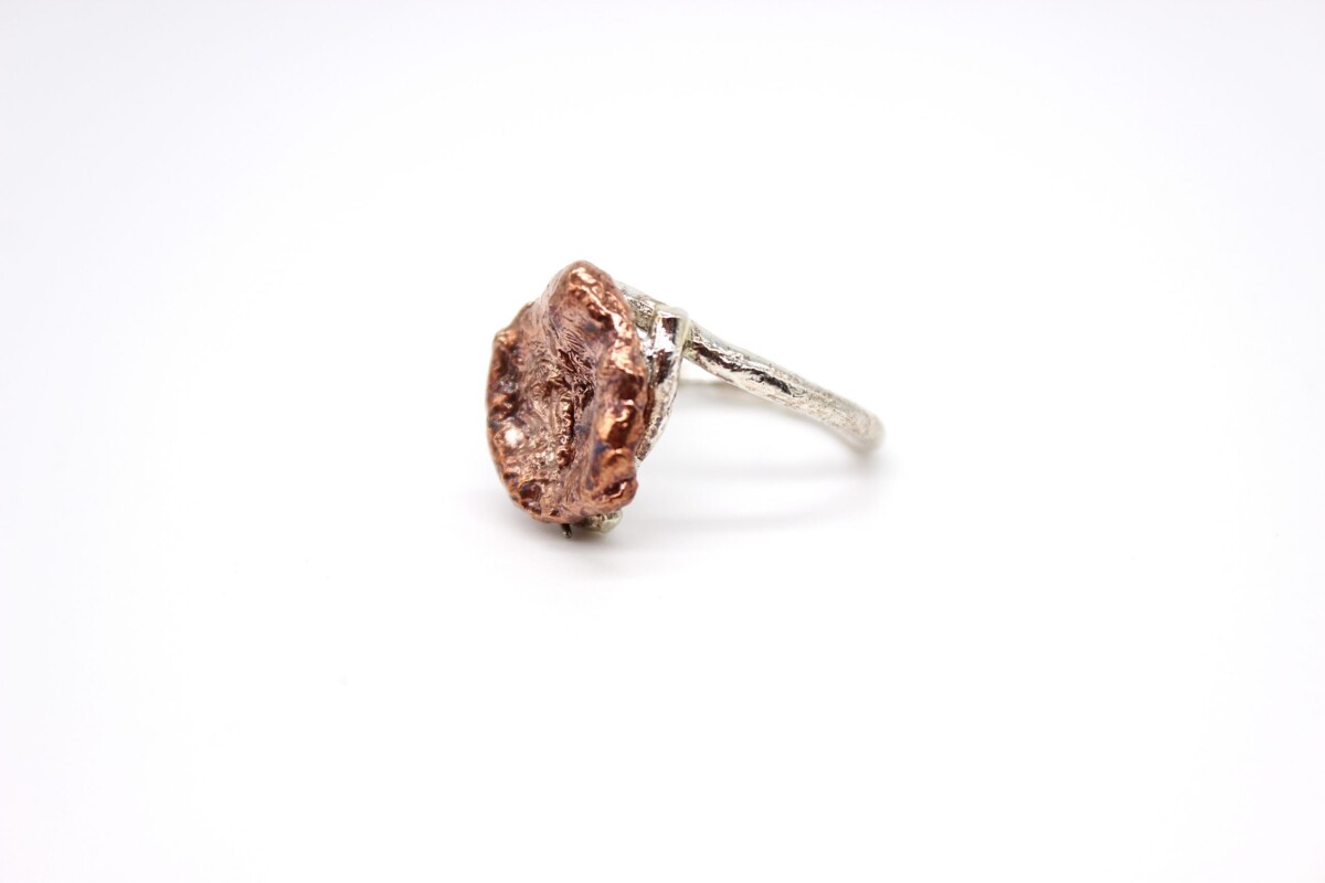 8862_steso_sx_Anello-Le-Rugiade-argento-fiore-rame-scaled