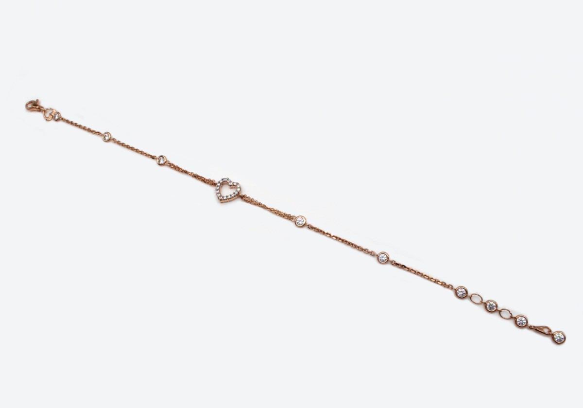 IMG_1451-bracciale-oro-R-cuore-aperto-zirc-steso-scaled