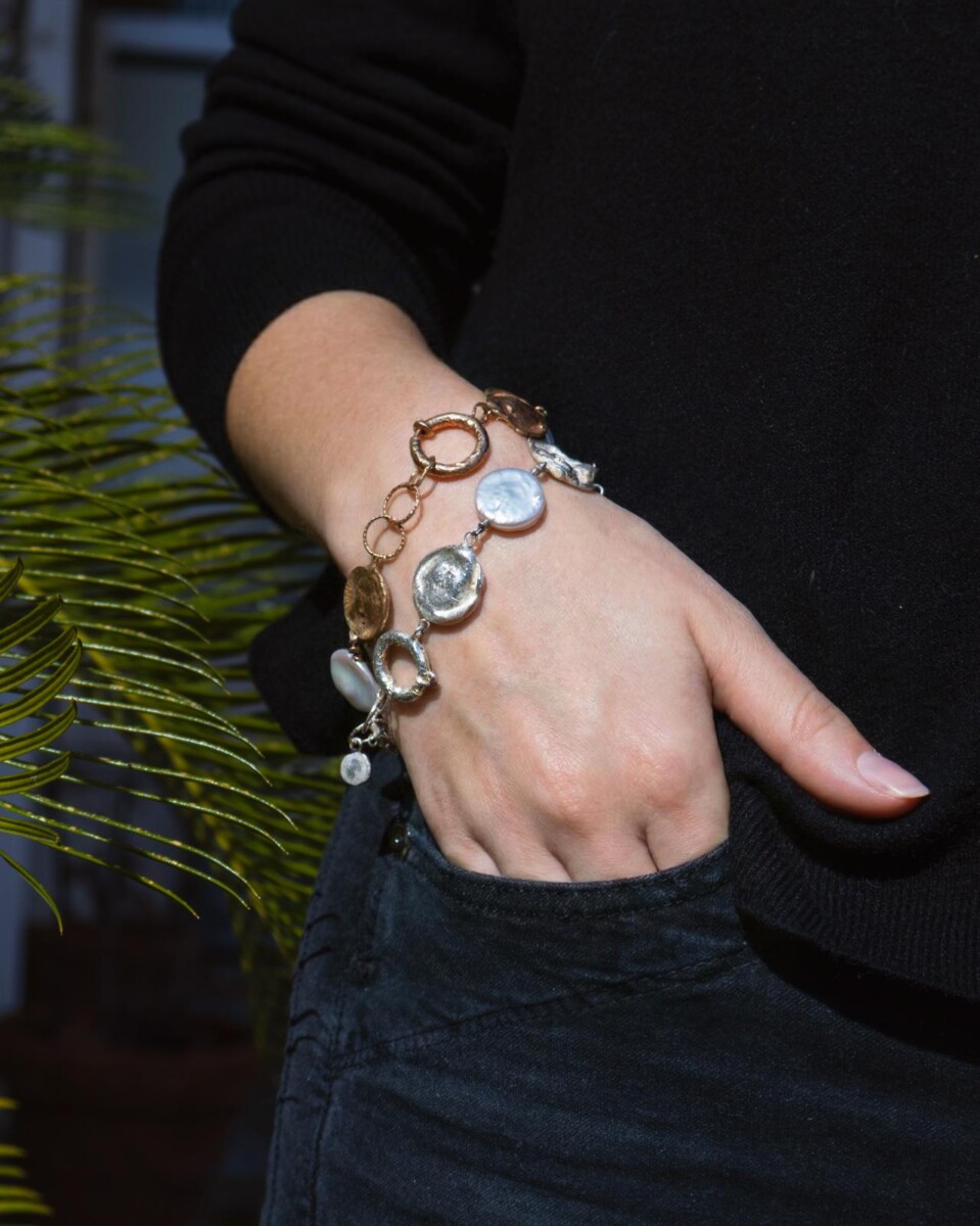 Bracciale in argento con perle barocche Bracciale in argento con perle barocche